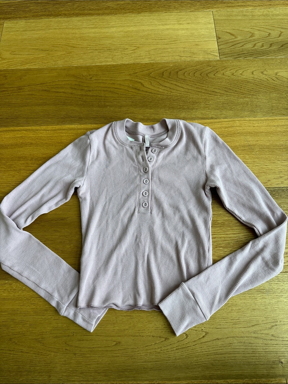 SKIMS Long-Sleeve Ribbed Henley Top - Light Mauve/pink ish